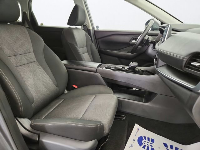 Used 2025 Nissan Rogue SV AWD/4WD image 27