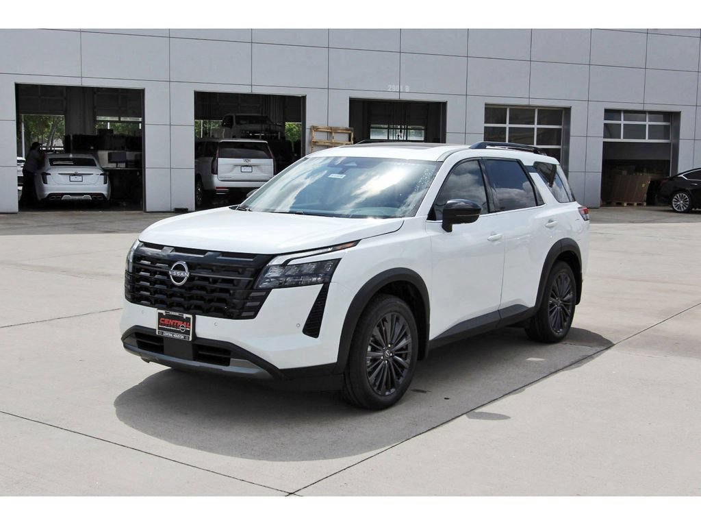 New 2026 Nissan Pathfinder SL w/ SL Premium Package (P04) FWD image 2