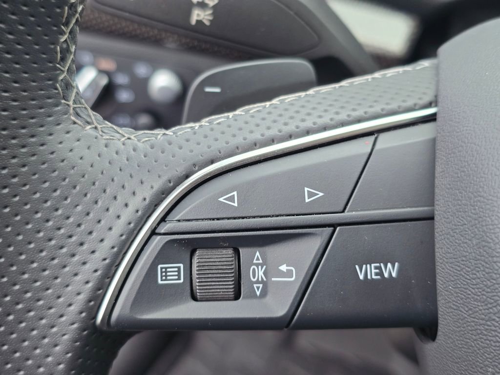 Used 2024 Audi SQ5 Prestige w/ Prestige Package image 21