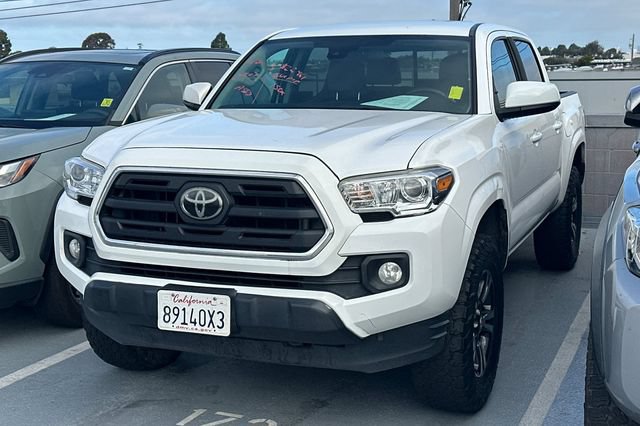 Used 2019 Toyota Tacoma SR5 RWD image 2
