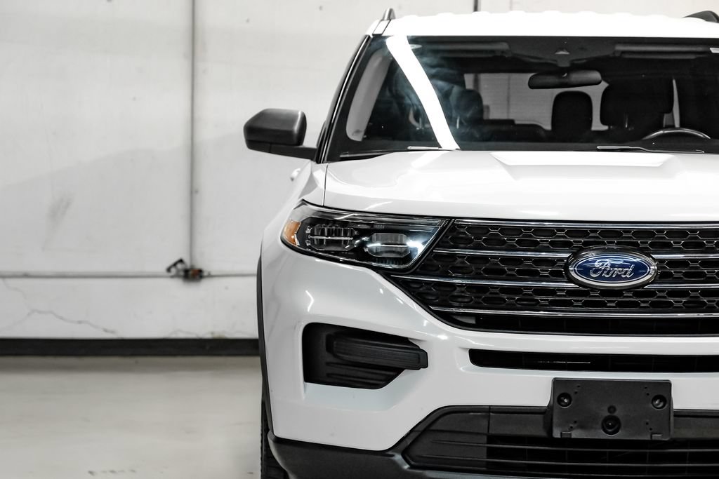 Used 2023 Ford Explorer XLT RWD image 47