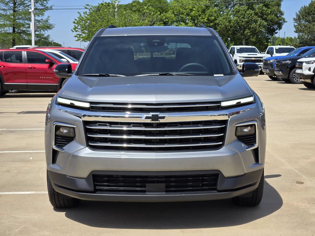 New 2026 Chevrolet Traverse LT FWD image 2