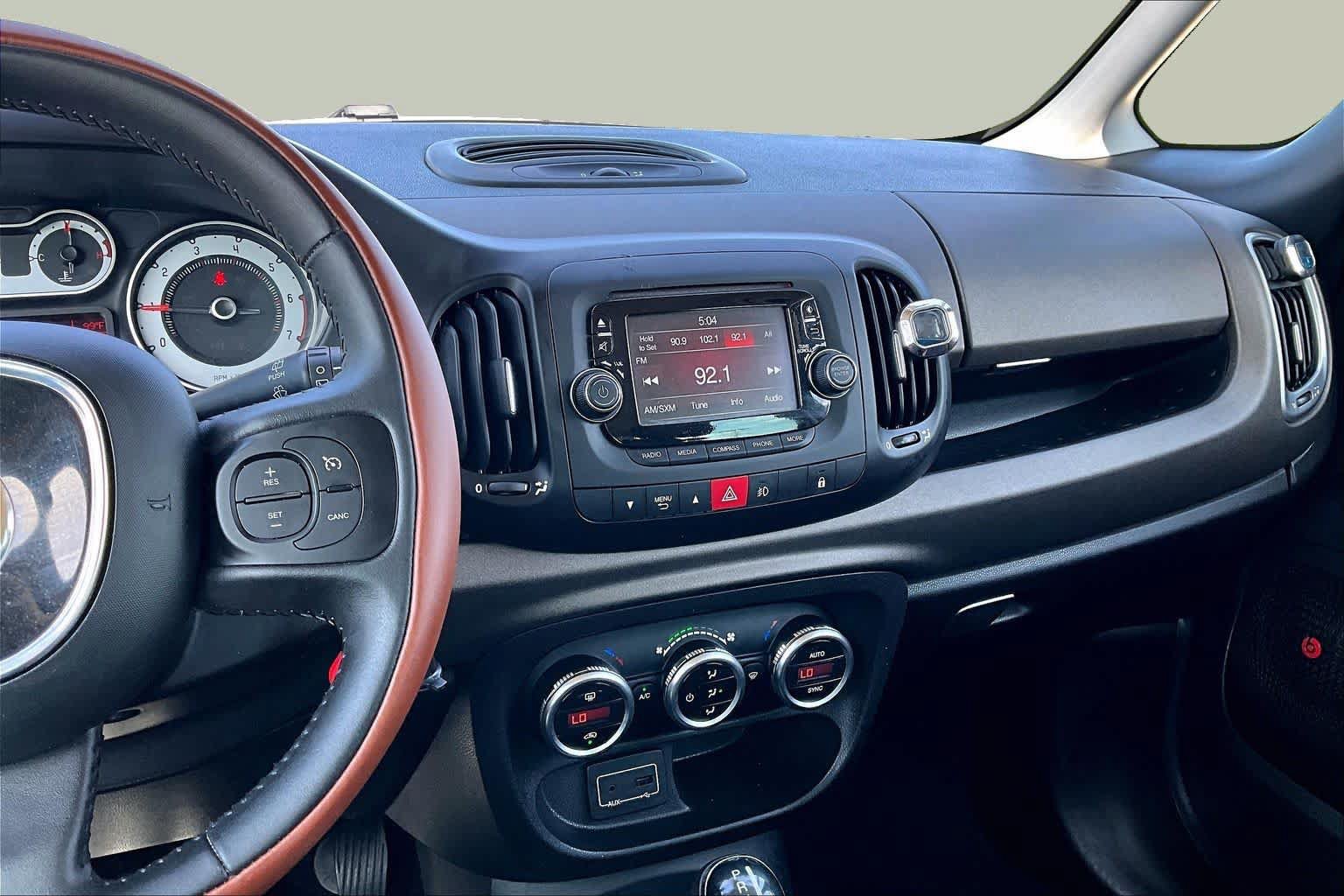 Used 2016 FIAT 500L Trekking FWD image 7