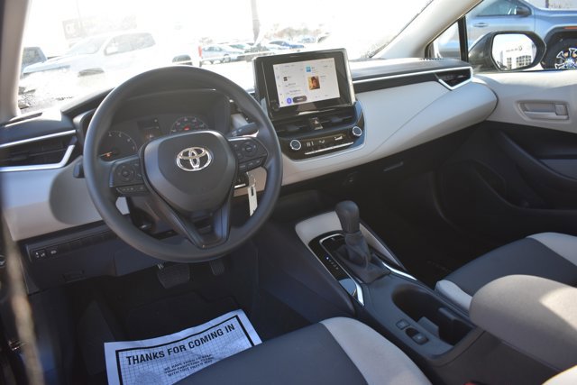 Used 2025 Toyota Corolla LE image 17