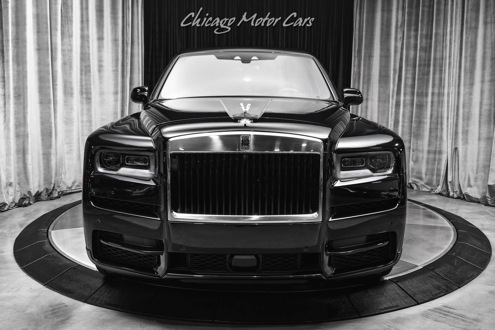 Used 2023 Rolls-Royce Cullinan w/ Cullinan Package image 7