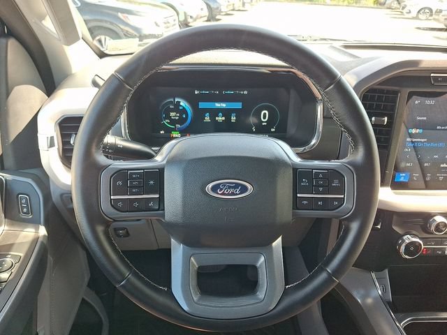 Used 2023 Ford F150 Lightning XLT AWD/4WD image 19