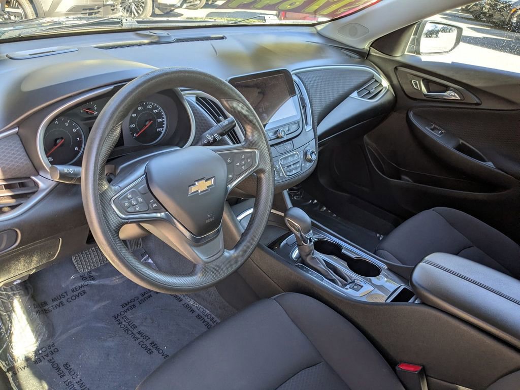 Used 2023 Chevrolet Malibu LT image 14