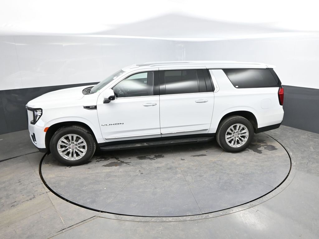 Used 2023 GMC Yukon XL SLT w/ SLT Luxury Package image 26