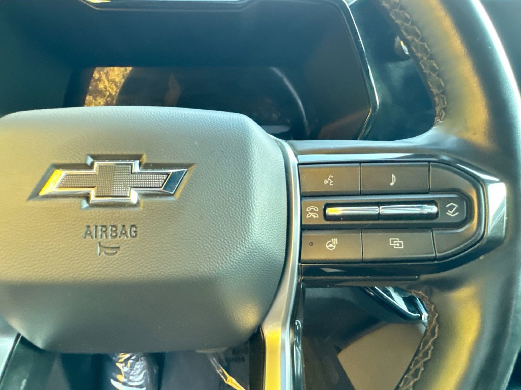 Used 2024 Chevrolet Colorado ZR2 w/ ZR2 Convenience Package III AWD/4WD image 18