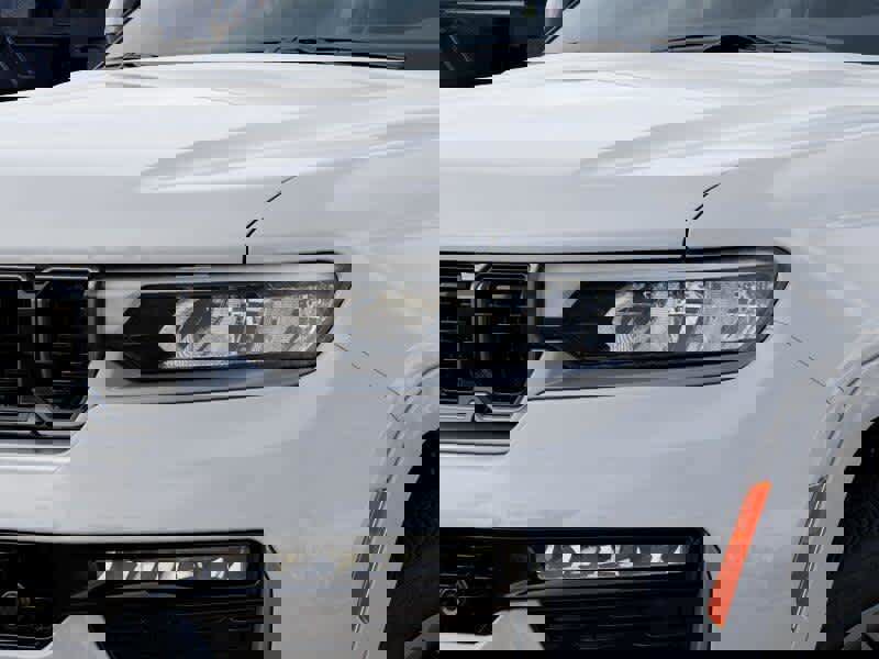 New 2026 Jeep Grand Cherokee Summit image 6