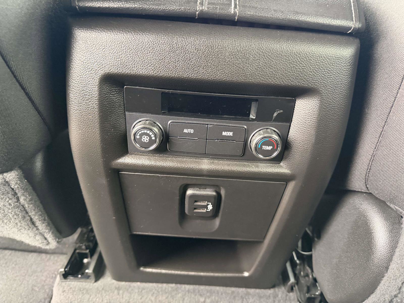 Certified 2023 Chevrolet Traverse LT AWD/4WD image 15