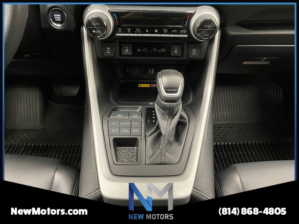 Used 2023 Toyota RAV4 XLE Premium AWD/4WD image 9