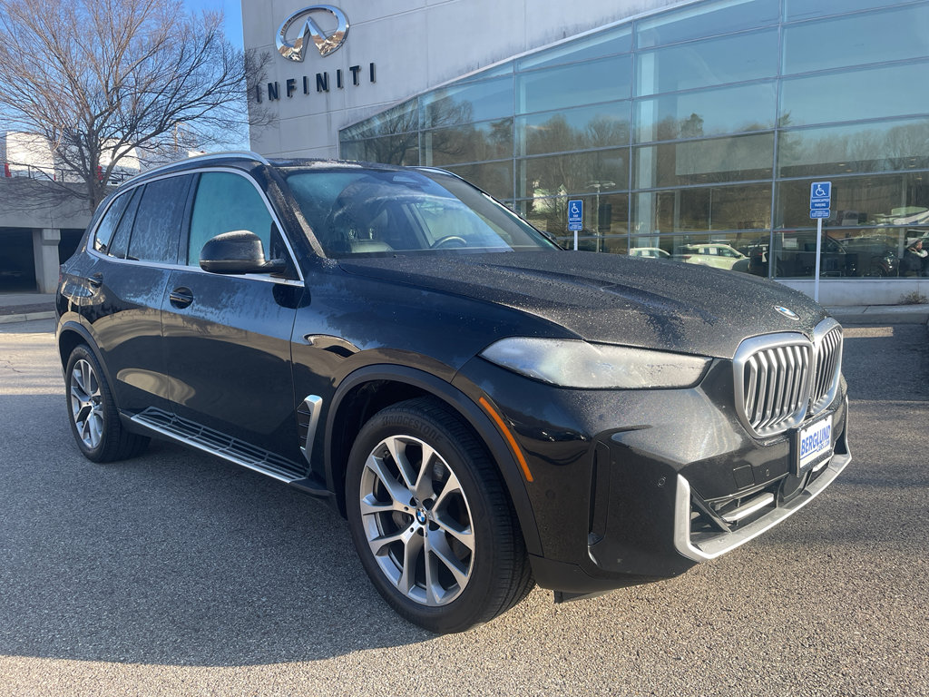 Used 2025 BMW X5 xDrive40i w/ Climate Comfort Package