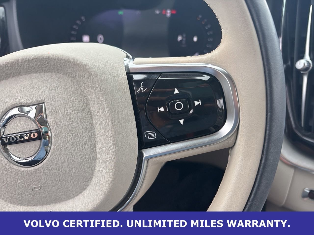 Certified 2024 Volvo XC60 B5 Plus w/ Protection Package Premier image 25