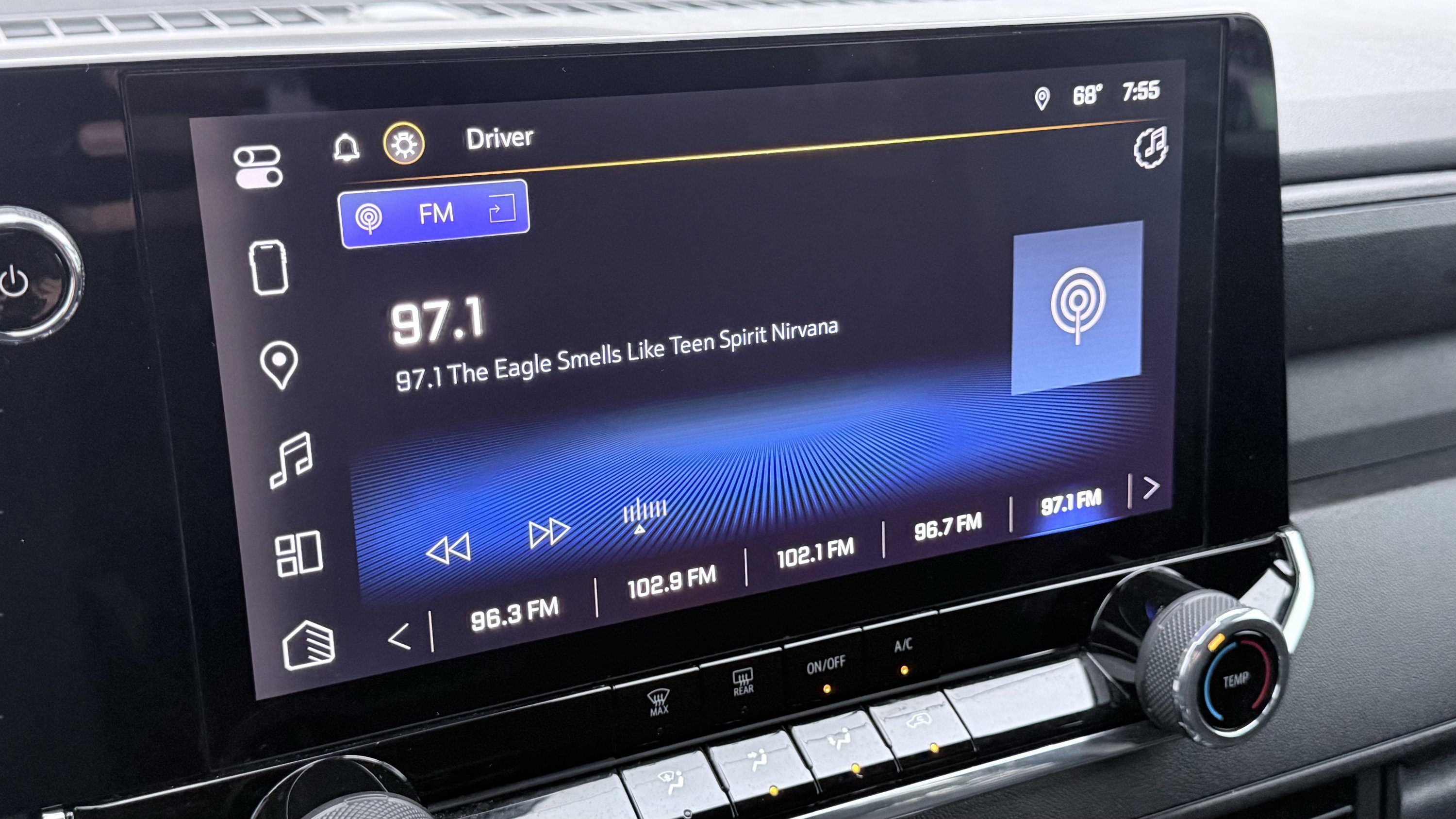 Used 2024 Chevrolet Colorado Trail Boss w/ Technology Package AWD/4WD image 67