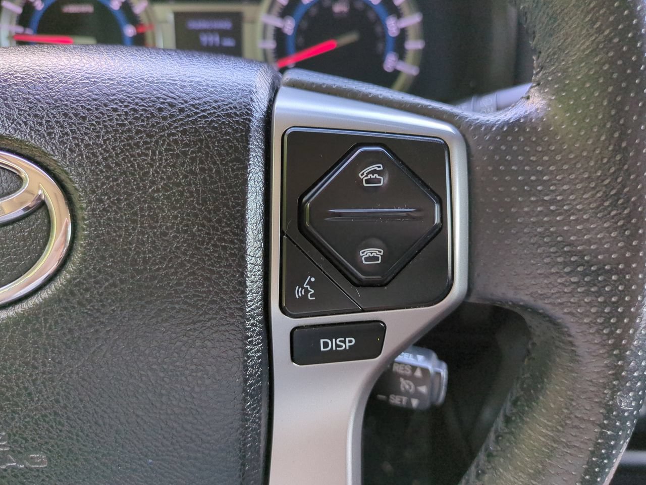 Used 2016 Toyota 4Runner Limited AWD/4WD image 26