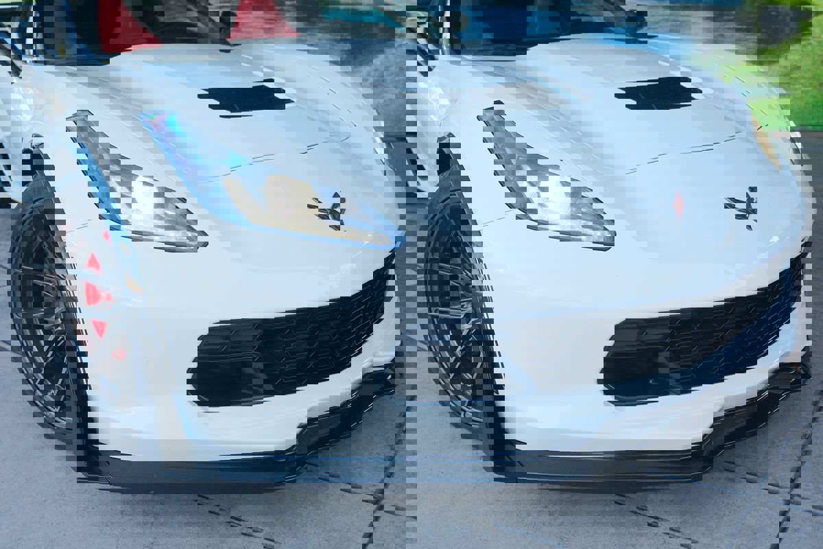 Used 2019 Chevrolet Corvette Grand Sport w/ Carbon Flash Badge Package image 7