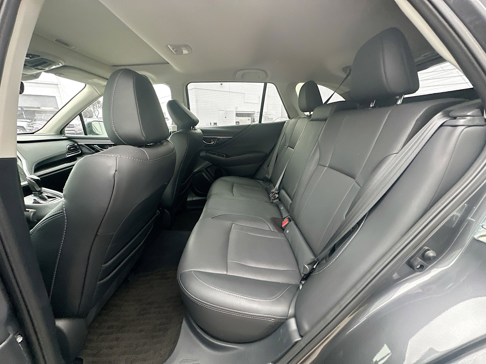 Used 2024 Subaru Outback Limited image 28