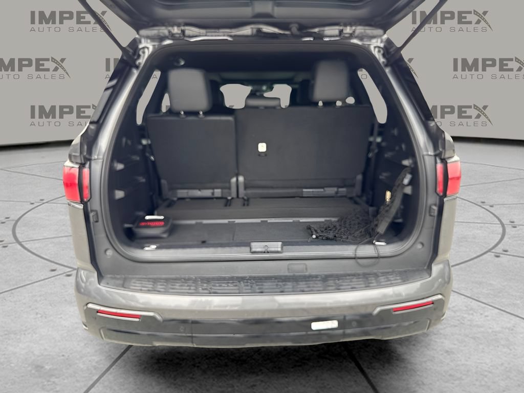 Used 2026 Toyota Sequoia Platinum AWD/4WD image 22
