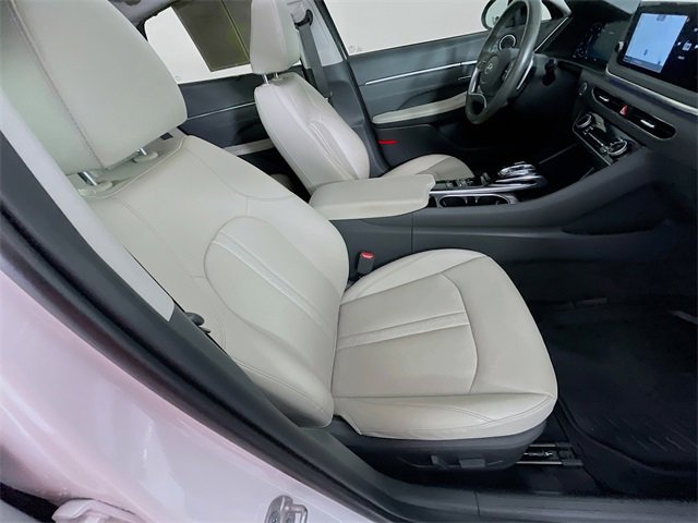 Used 2023 Hyundai Sonata Limited w/ Cargo Package image 30