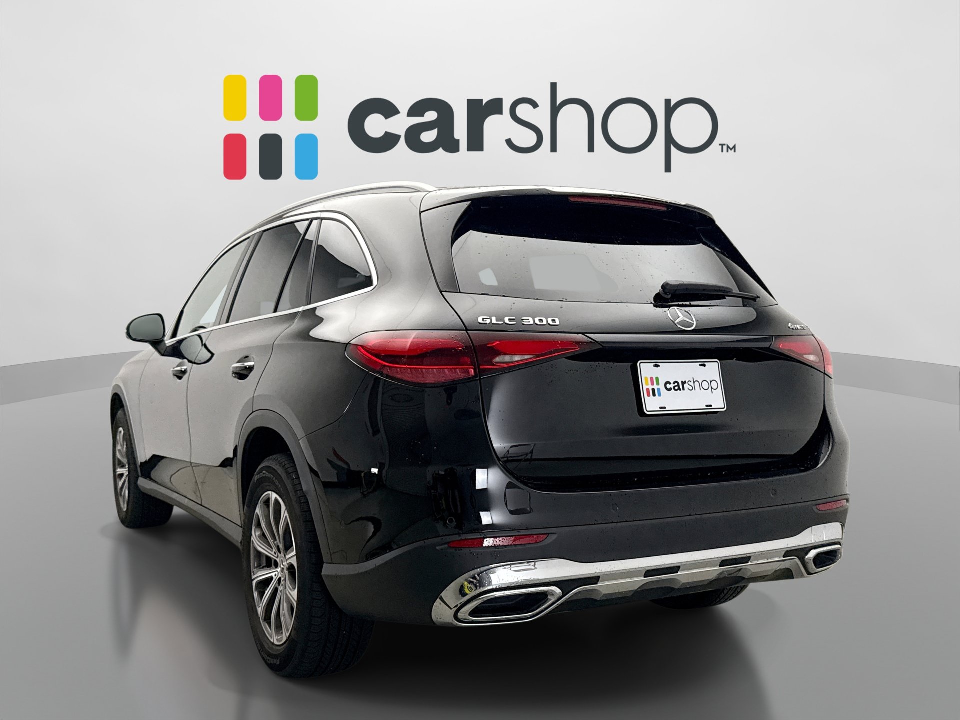 Used 2024 Mercedes-Benz GLC 300 4MATIC image 3