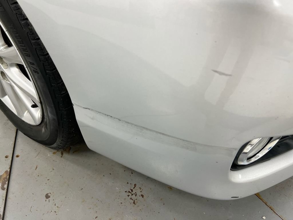 Used 2011 Toyota Camry XLE w/ XLE Extra-Value Pkg #2 image 29