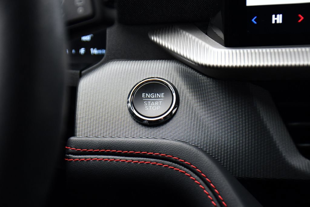 Used 2025 Ford Explorer ST-Line image 26