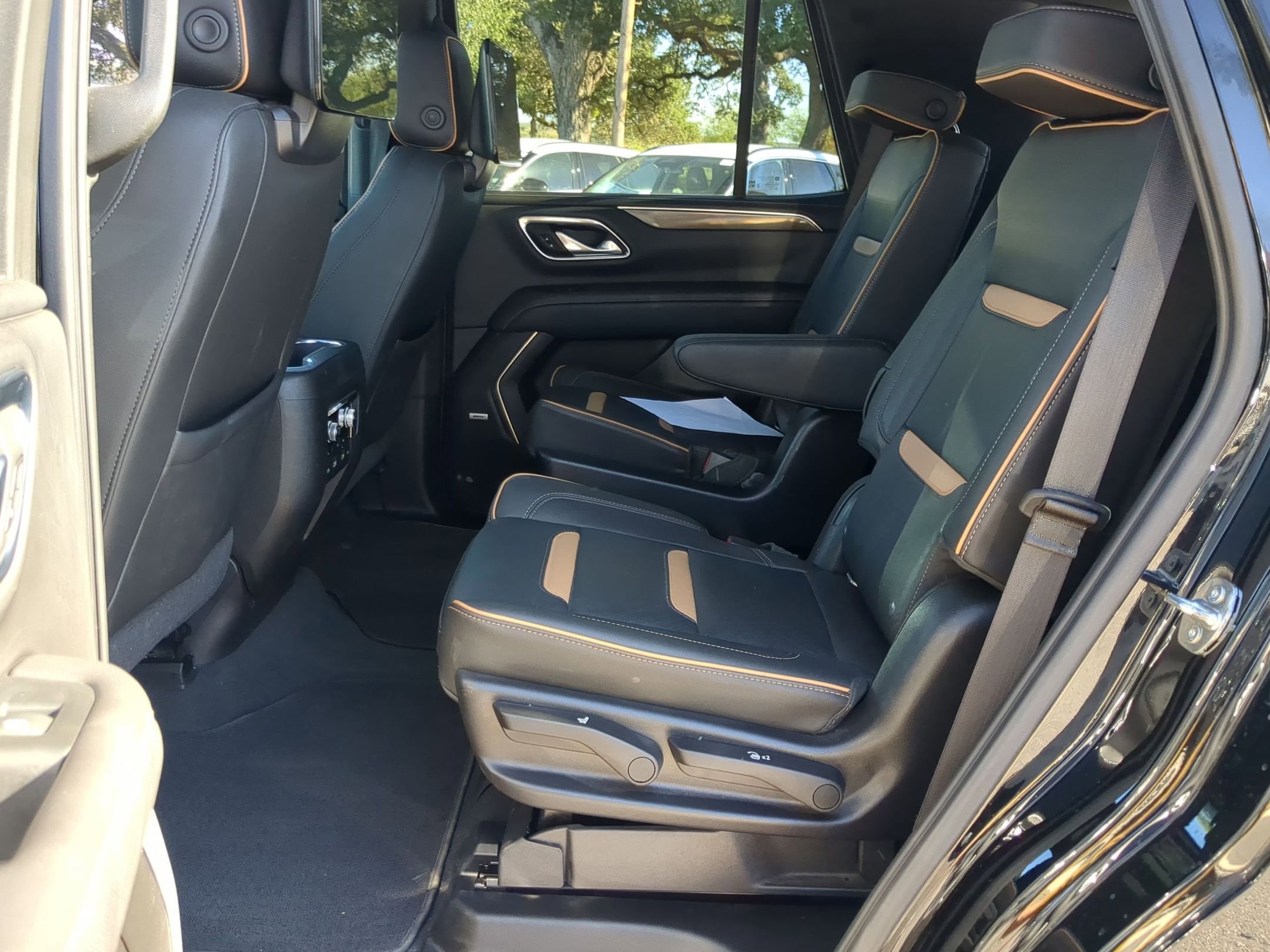 Used 2021 GMC Yukon AT4 w/ Rear Media and Nav Package image 22