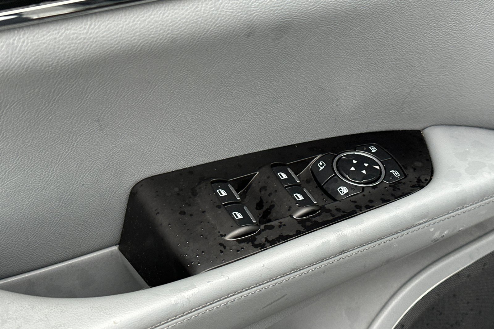 Used 2023 Lincoln Nautilus Reserve w/ Equipment Group 201A image 11