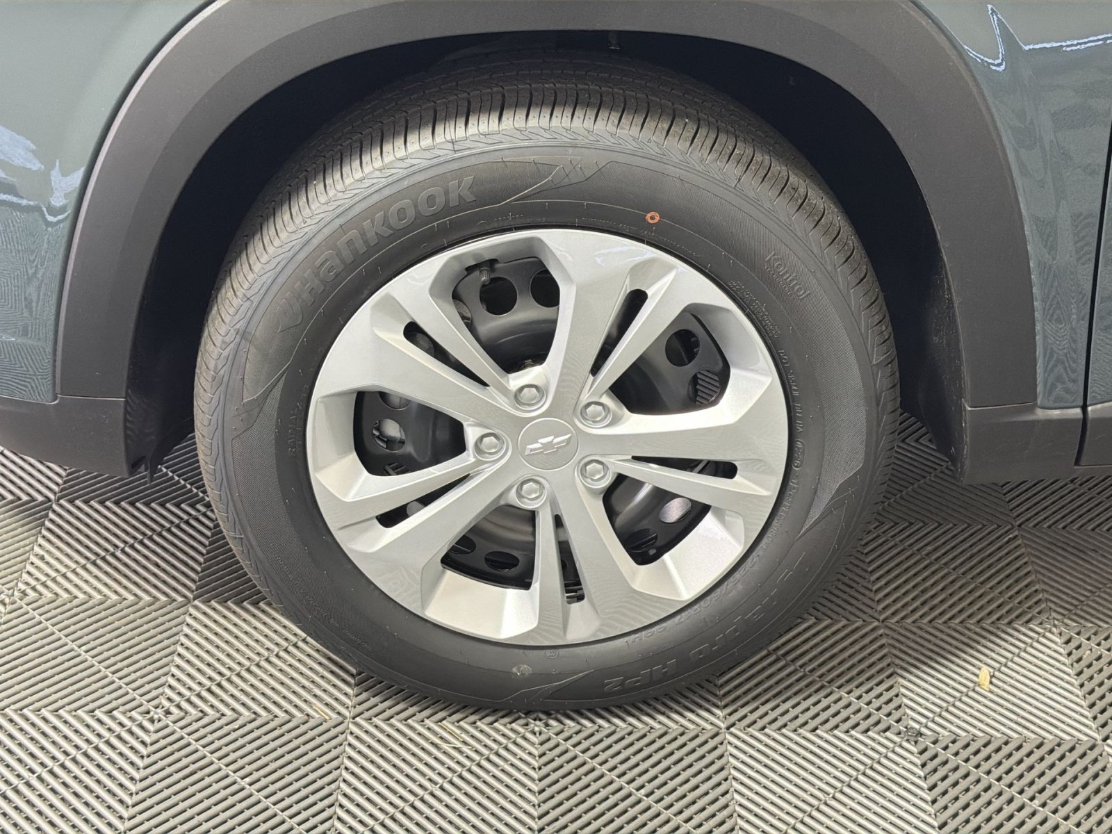 New 2026 Chevrolet Trax LS FWD image 12