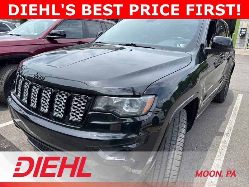 Used 2018 Jeep Grand Cherokee Altitude AWD/4WD image 2