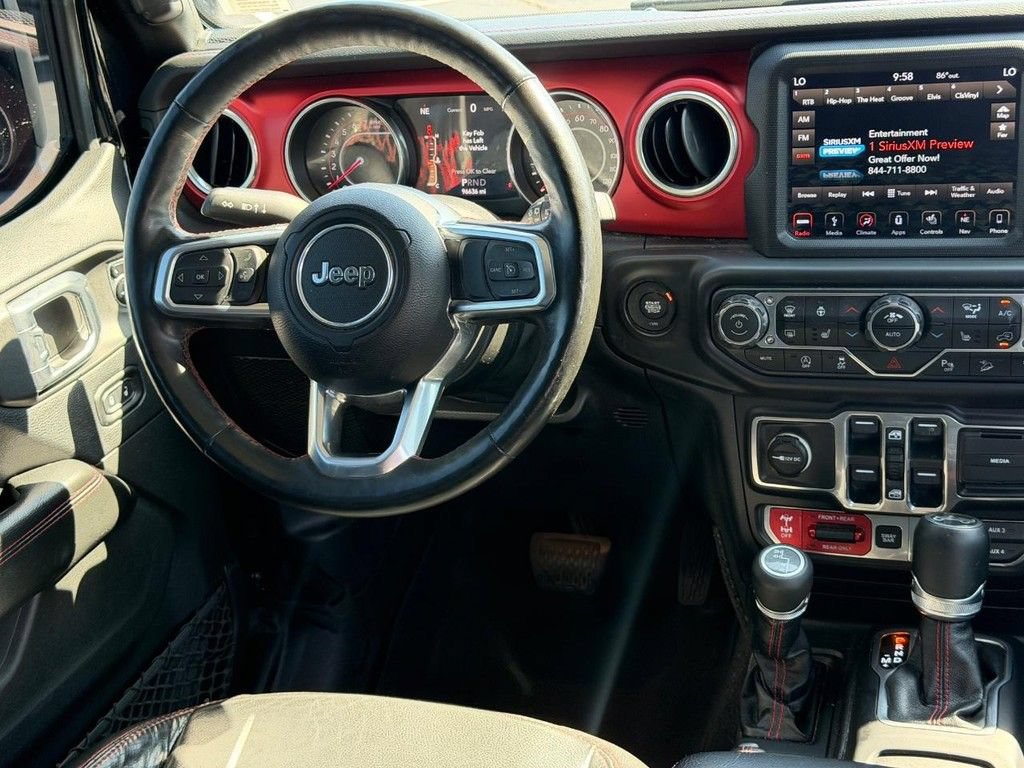 Used 2018 Jeep Wrangler Unlimited Rubicon AWD/4WD image 12