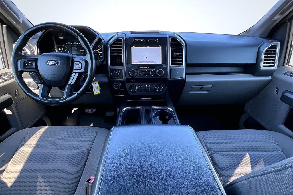 Used 2018 Ford F150 XLT w/ Equipment Group 302A Luxury AWD/4WD image 9