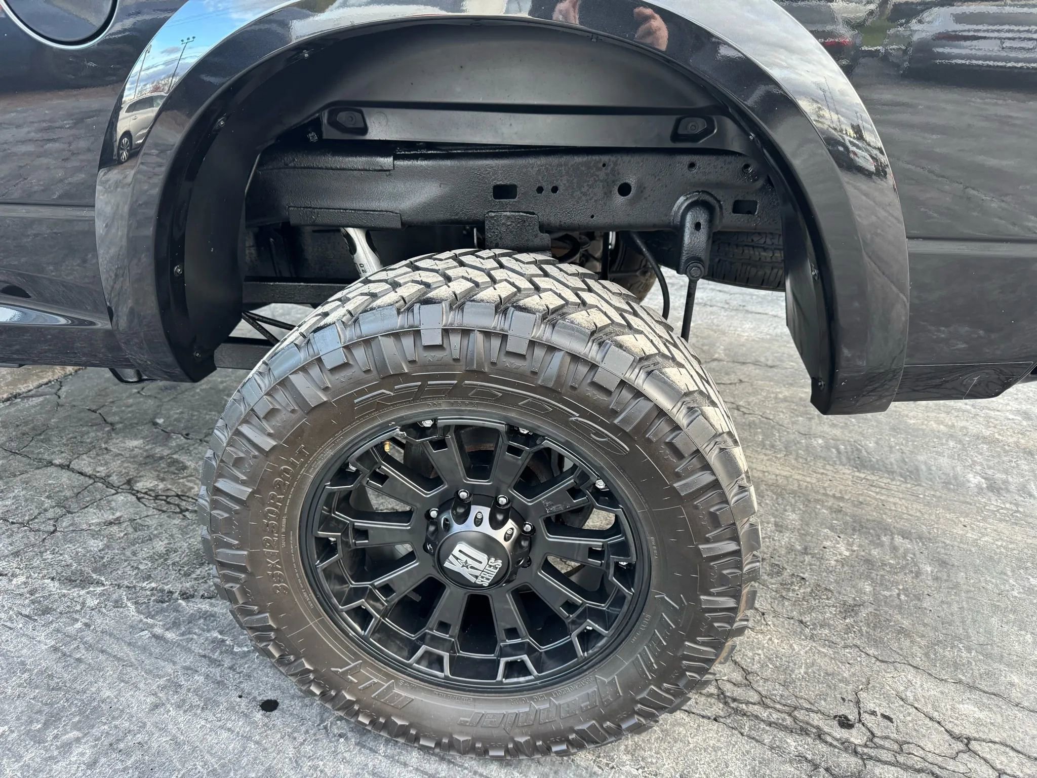 Used 2018 RAM 2500 Laramie w/ Sport Appearance Group image 20