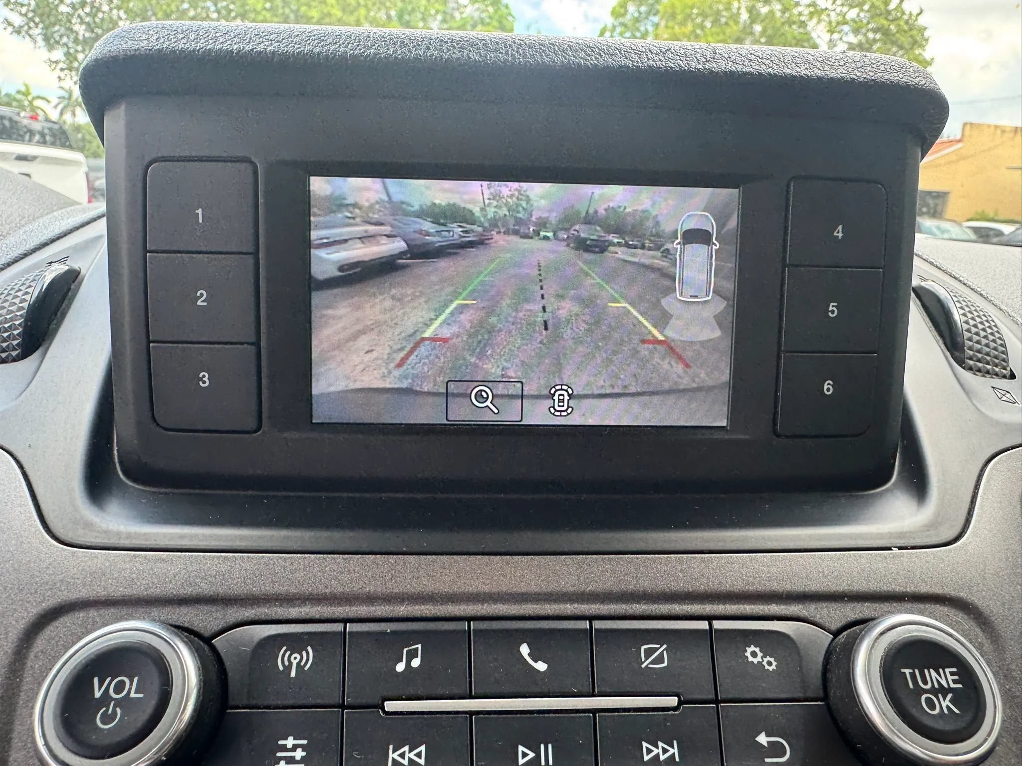 Used 2020 Ford Transit Connect XL FWD image 19