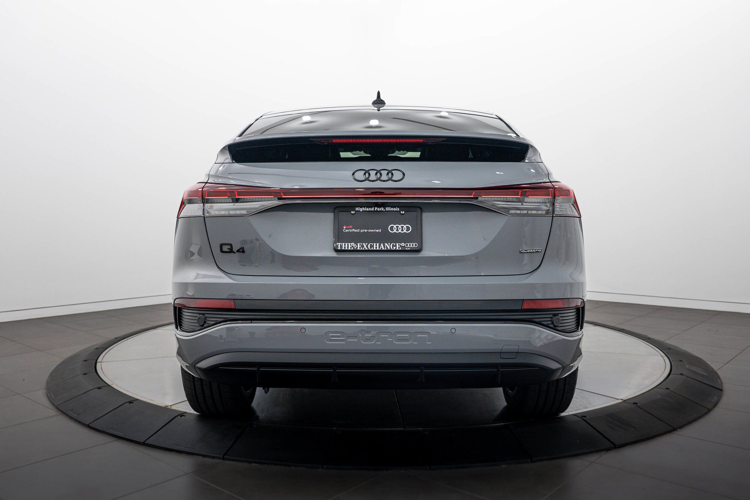 Certified 2023 Audi Q4 e-tron Premium w/ Convenience Package AWD/4WD image 19
