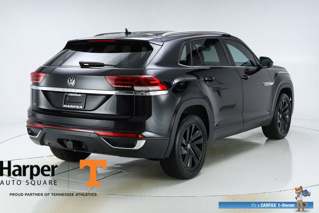 Used 2023 Volkswagen Atlas Cross Sport SE w/ Black Wheel Package image 9