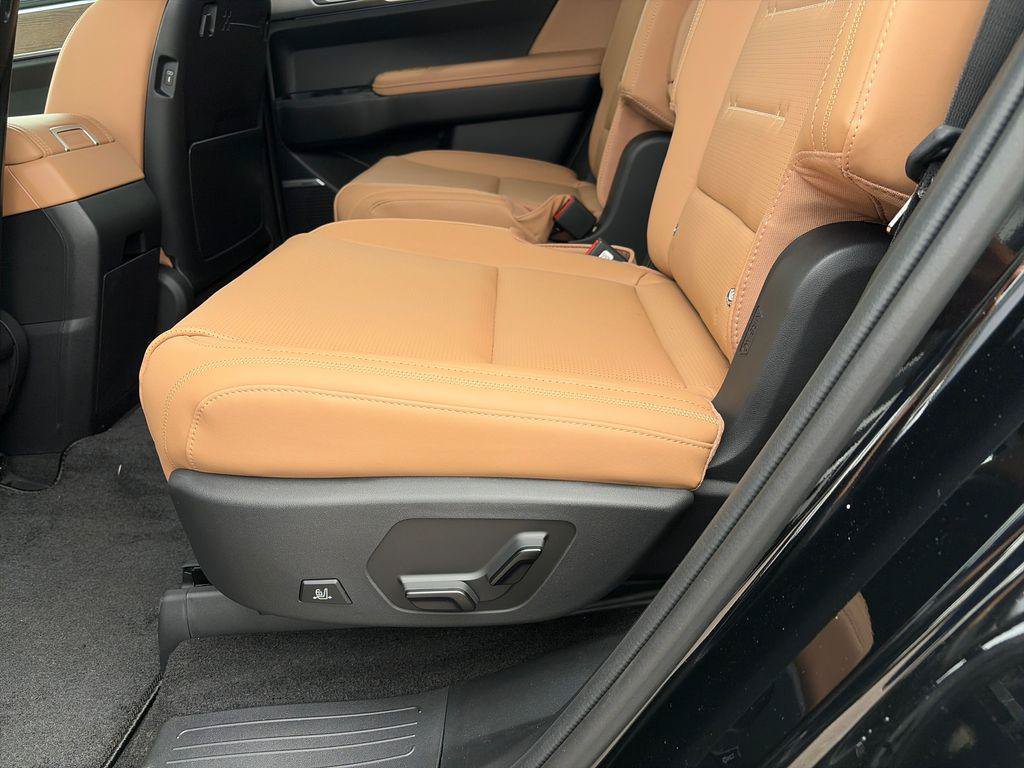 New 2026 Hyundai Santa Fe Calligraphy AWD/4WD image 33