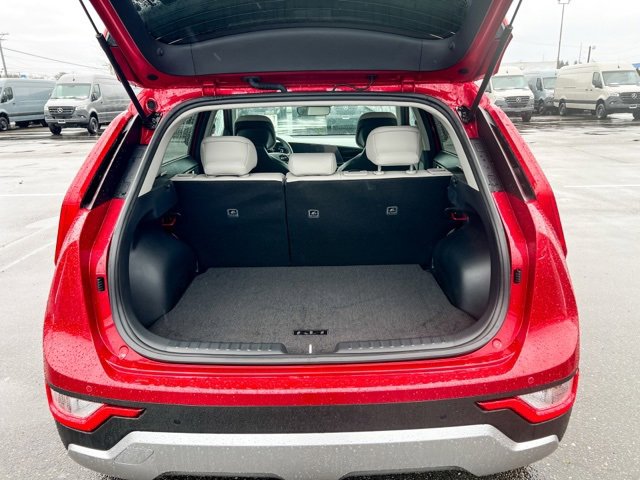 Used 2024 Kia Niro EX image 10