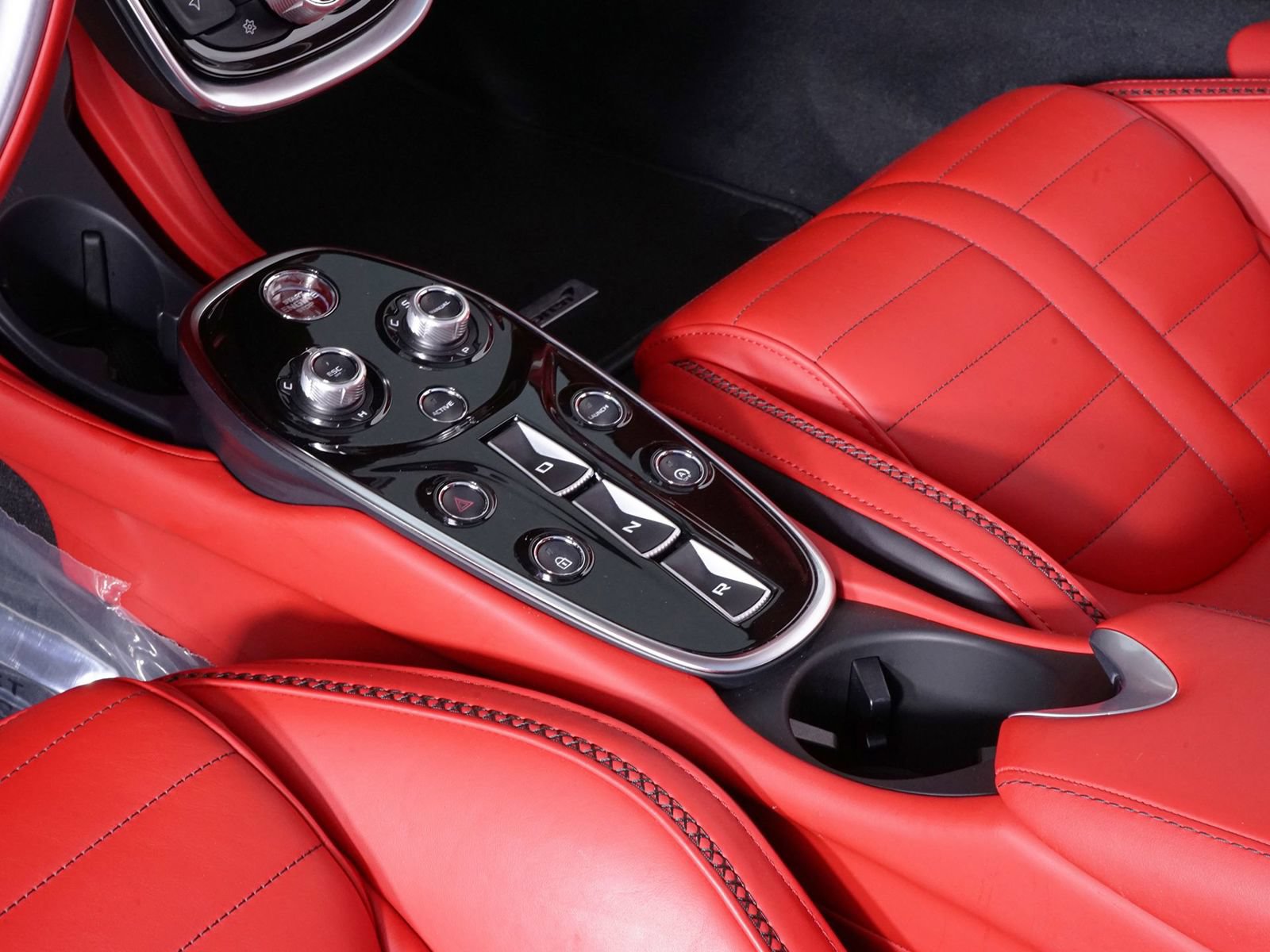Used 2025 McLaren GTS RWD image 28