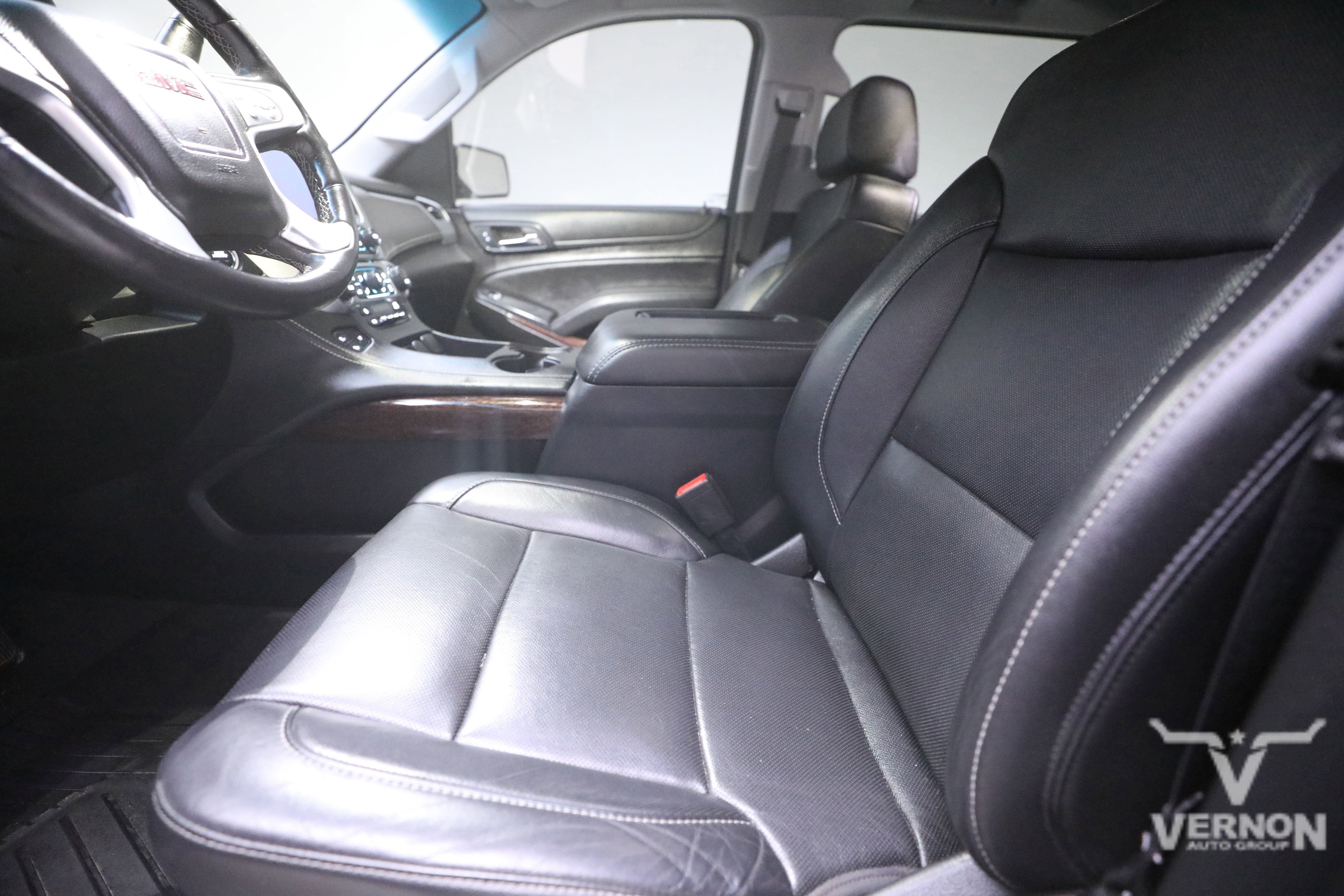 Used 2020 GMC Yukon XL SLT w/ Premium Edition image 10