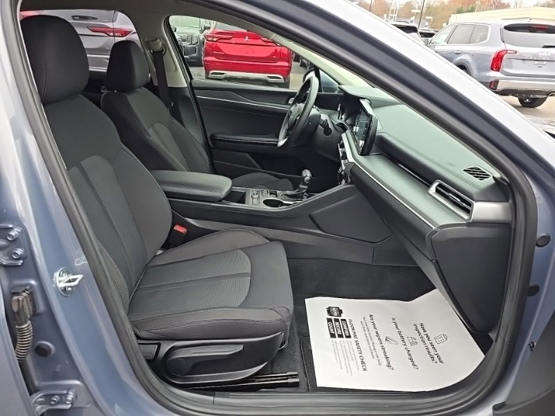 Used 2023 Kia K5 LXS image 30