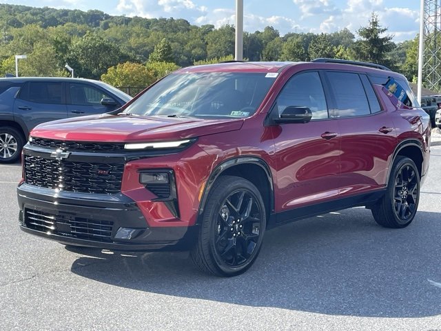 New 2026 Chevrolet Traverse RS image 3