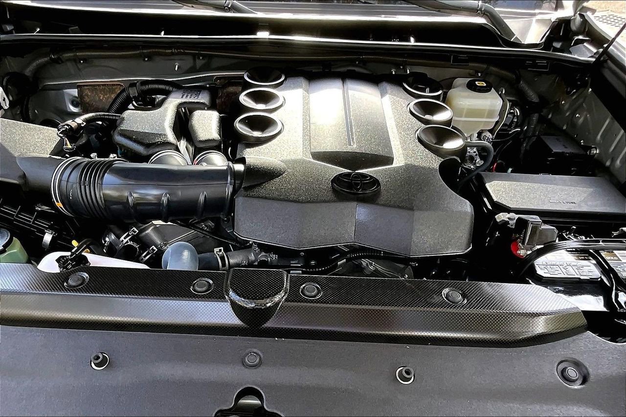 Used 2021 Toyota 4Runner Limited image 26