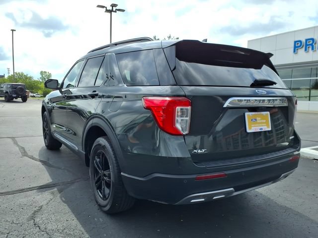 Certified 2023 Ford Explorer XLT w/ Equipment Group 202A AWD/4WD image 4