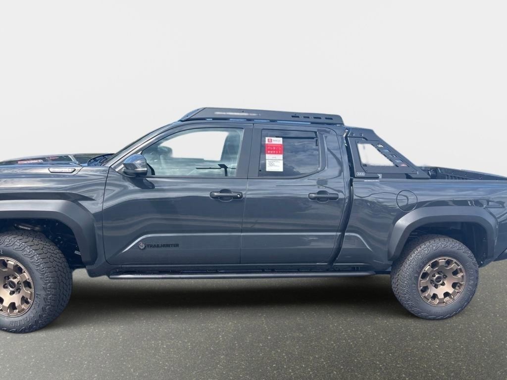 New 2025 Toyota Tacoma Trailhunter image 3