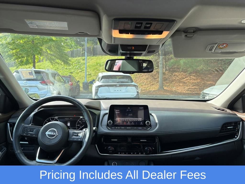 Used 2023 Nissan Rogue SL AWD/4WD image 6
