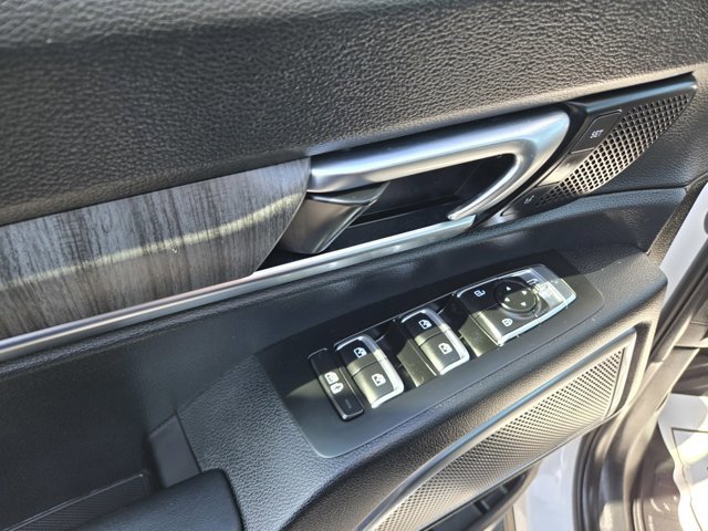 Used 2024 Kia Telluride SX Prestige w/ Towing Package image 39