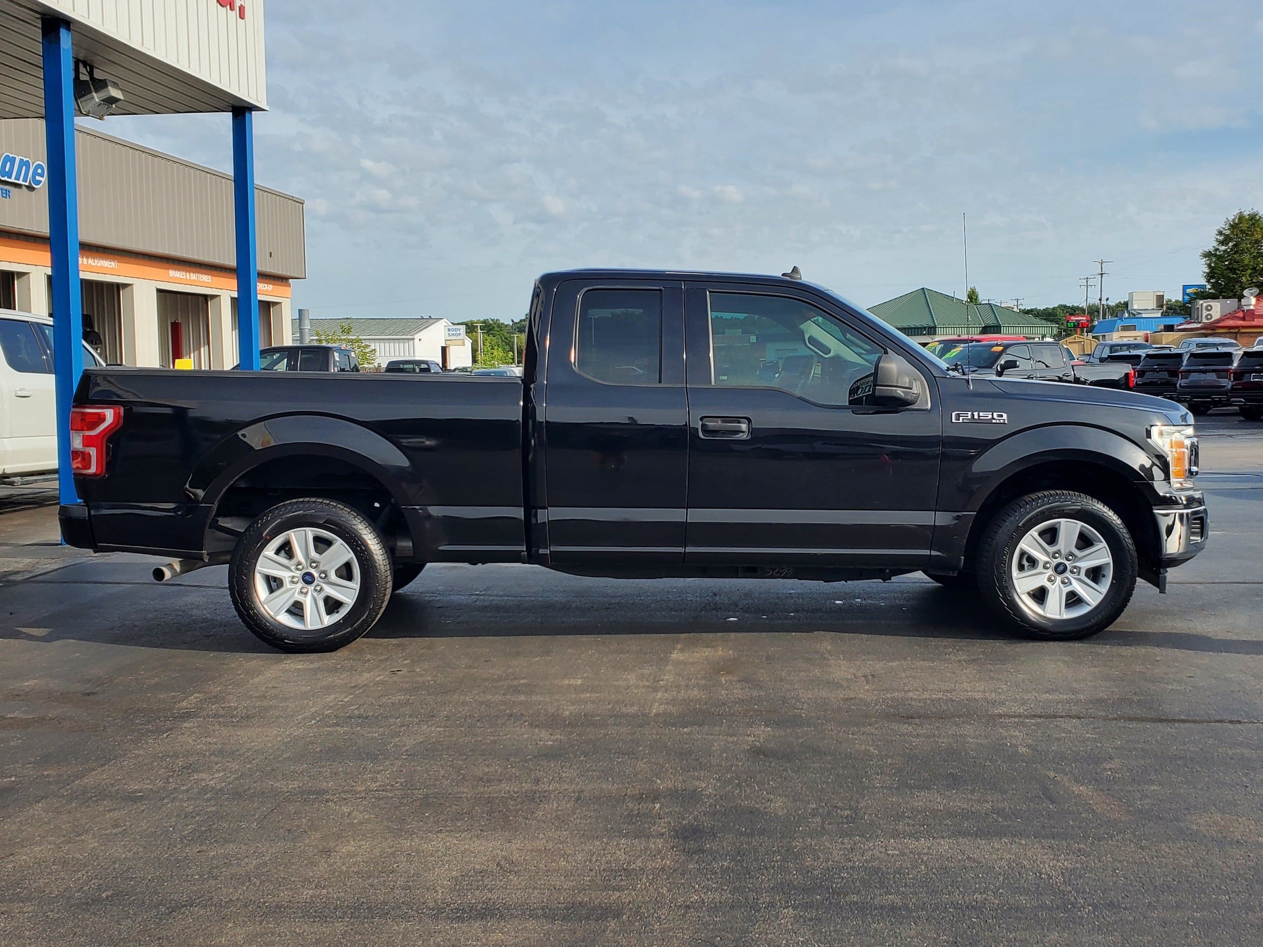 Used 2019 Ford F150 XLT RWD image 5