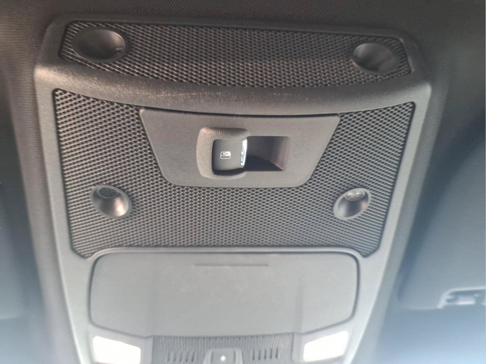 Used 2019 Ford F150 Platinum w/ Equipment Group 701A Luxury AWD/4WD image 29